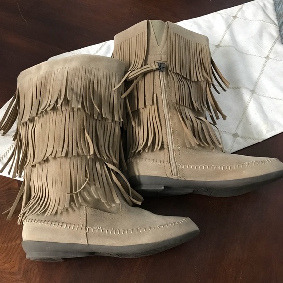 comfortview fringe boots